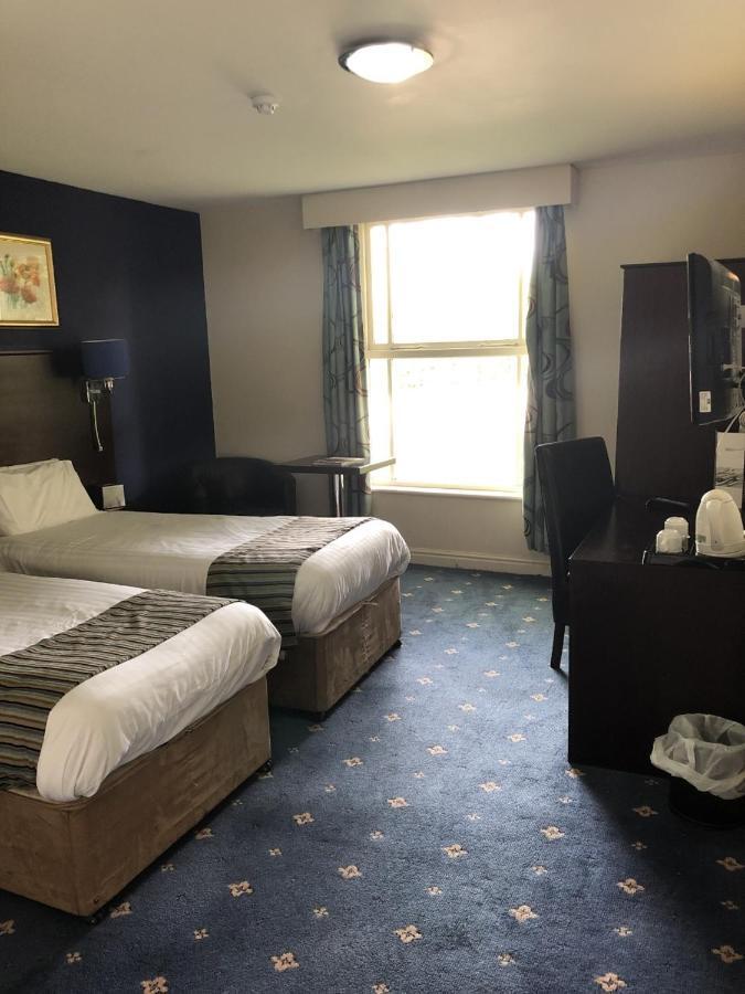 Stafford South Hatherton Hotel Penkridge Luaran gambar